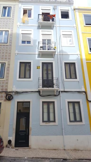 Apartment With Private Garden - Central Location Lisbon Exterior photo