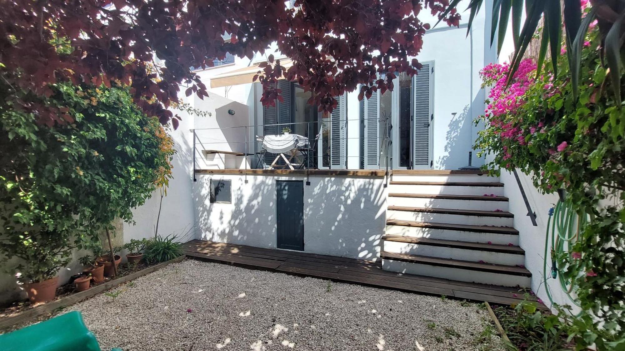 Apartment With Private Garden - Central Location Lisbon Room photo